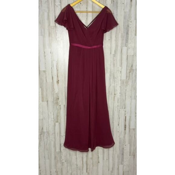 David's Bridal‎ Women's Burgundy Chiffon Gown Off Shoulder Formal Dress Size 2 - Picture 1 of 3